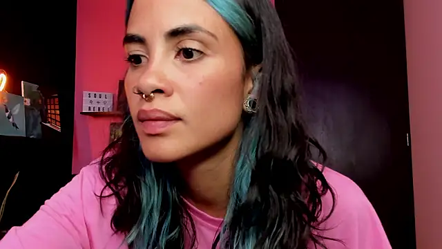 Snapshot of Juanadearco5 chatting on September 26, 9:52 pm Juanadearco5 online show from September 26, 9:52 pm