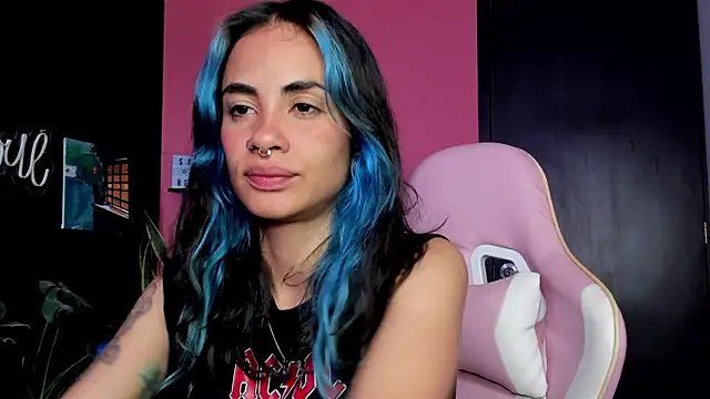 Snapshot of Juanadearco5 chatting on November 23, 7:46 pm Juanadearco5 online show from November 23, 7:46 pm