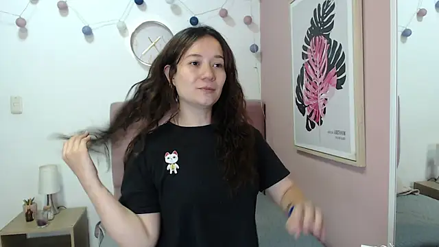 lanna 1878 online show from May 4, 2:13 pm
