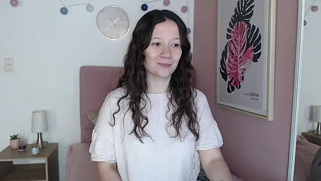 Snapshot of lanna_1878 chatting on June 15, 1:13 pm lanna 1878 online show from June 15, 1:13 pm