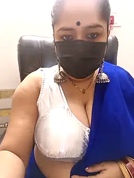 Snapshot of hot_bhabi_kolkata chatting on April 10, 1:49 pm hot bhabi kolkata online show from April 10, 1:49 pm