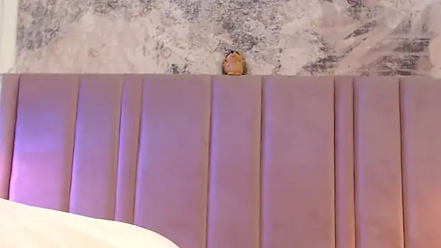 SabrinaDevill online show from April 23, 1:13 pm