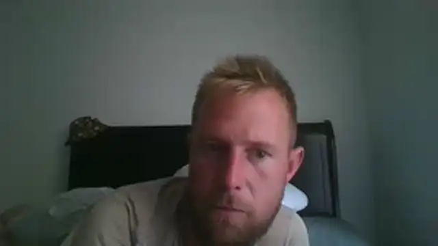 Snapshot of W1LBURN chatting on June 24, 10:09 pm W1LBURN online show from June 24, 10:09 pm