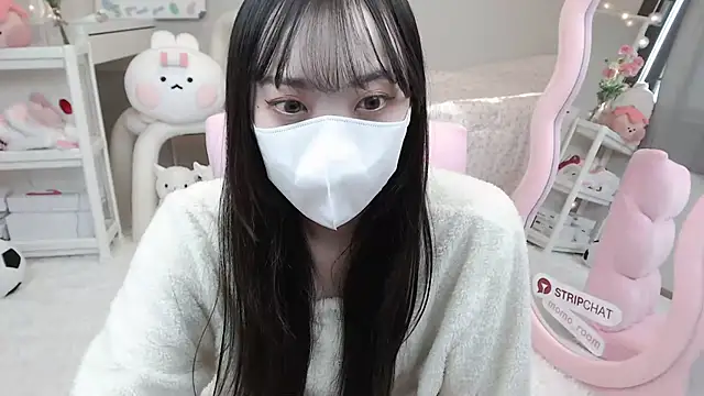 momo room online show from January 12, 6:06 am