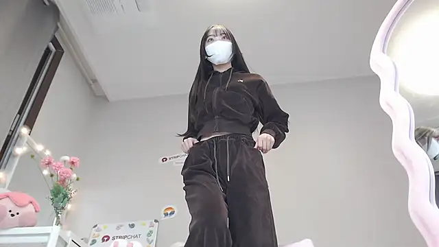 momo room online show from January 20, 1:11 pm