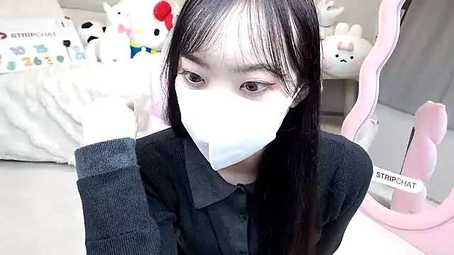 momo room online show from October 15, 10:26 am