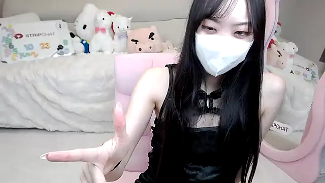 momo room online show from October 23, 10:36 am