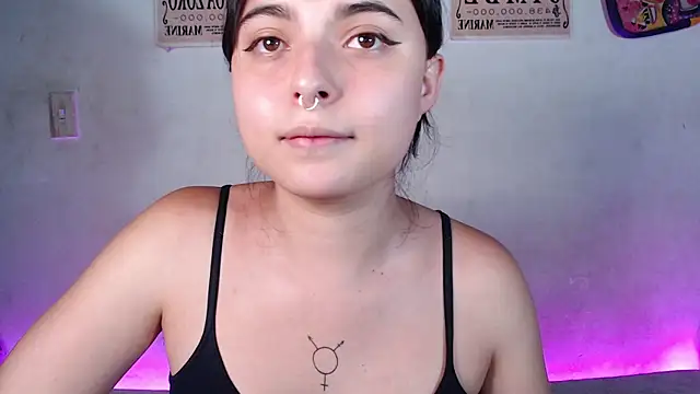 elizabethtaylorxxx online show from February 8, 10:08 pm