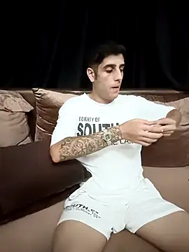 arenn1997 online show from September 17, 10:22 pm