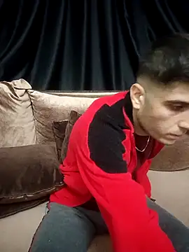 arenn1997 online show from October 14, 12:33 am