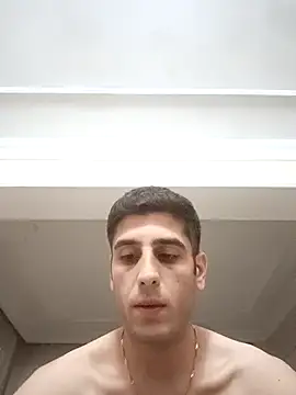 arenn1997 online show from October 26, 12:05 am