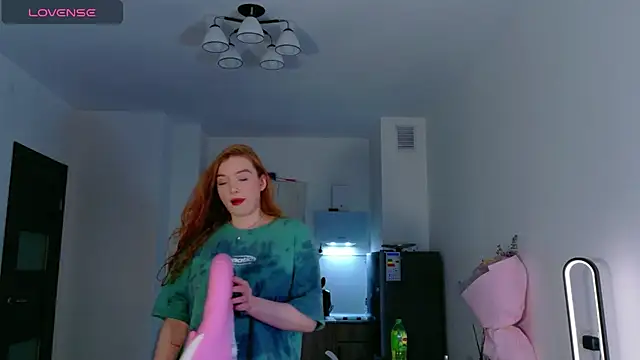 cinnabon girls online show from March 23, 5:17 pm