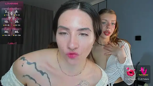 Snapshot of Hannah_Carr chatting on November 26, 7:15 pm Hannah Carr online show from November 26, 7:15 pm