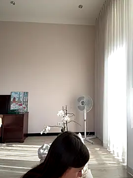 Hott Lolla online show from September 23, 6:27 am