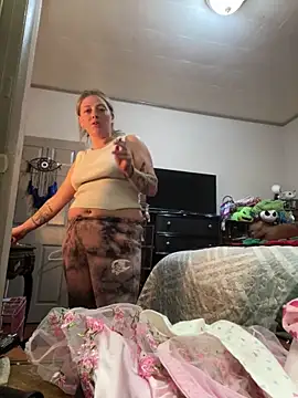 lezbean24 online show from February 5, 11:53 pm