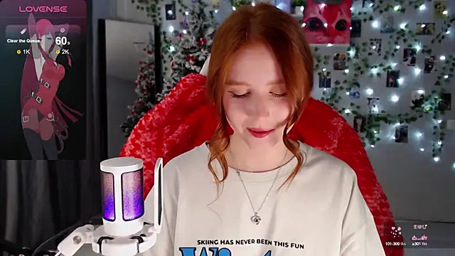 Snapshot of Meow_babe chatting on December 11, 7:09 am Meow babe online show from December 11, 7:09 am