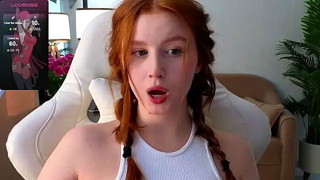 Snapshot of Meow_babe chatting on February 17, 10:18 am Meow babe online show from February 17, 10:18 am