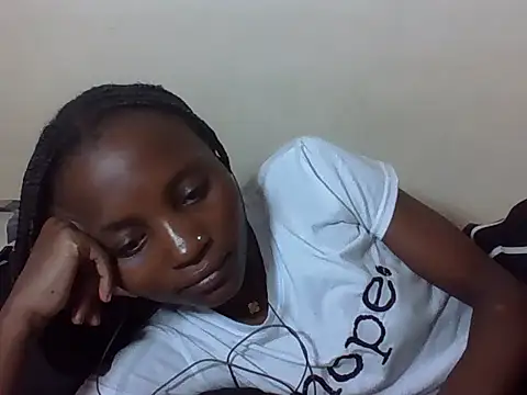 Snapshot of SexyNeedle22 chatting on December 3, 7:45 pm SexyNeedle22 online show from December 3, 7:45 pm