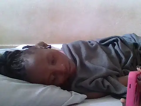 Snapshot of SexyNeedle22 chatting on May 3, 6:52 am SexyNeedle22 online show from May 3, 6:52 am