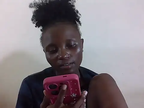 SexyNeedle22 online show from June 27, 6:46 pm