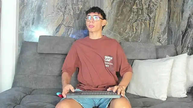 Daviid laidd online show from January 12, 7:08 pm