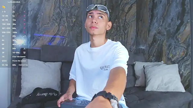 Daviid laidd online show from February 2, 7:45 pm