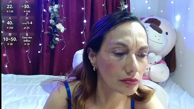 italagomez  online show from March 17, 12:59 am