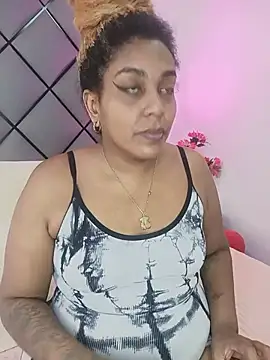 ELLA KELLY online show from June 25, 11:48 am