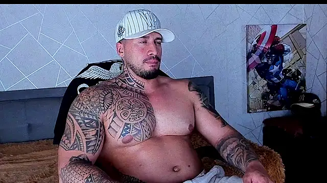 Cristian Walker online show from April 28, 10:59 pm