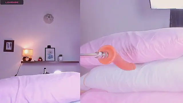 Keisy Kloe online show from December 7, 1:51 pm