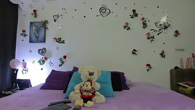 Snapshot of 1lovelygirls chatting on December 16, 12:16 pm 1lovelygirls online show from December 16, 12:16 pm