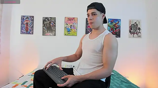 jonathanjoestar  online show from March 23, 9:41 pm