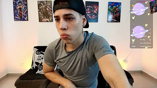 Snapshot of jonathanjoestar_ chatting on June 25, 9:30 pm jonathanjoestar online show from June 25, 9:30 pm