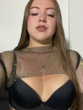 Snapshot of cheryl_cc chatting on March 1, 9:39 pm cheryl cc online show from March 1, 9:39 pm