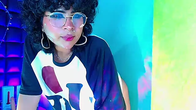 Snapshot of kuromi69 chatting on January 8, 4:23 am kuromi69 online show from January 8, 4:23 am