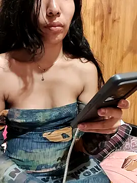 Snapshot of Angel_Anamika chatting on May 28, 5:32 pm Angel Anamika online show from May 28, 5:32 pm