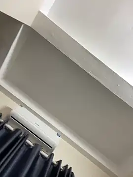 Louis Baby online show from February 24, 12:48 pm