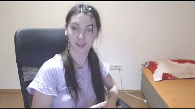 Snapshot of CuteJollie4U chatting on December 6, 2:02 am CuteJollie4U online show from December 6, 2:02 am