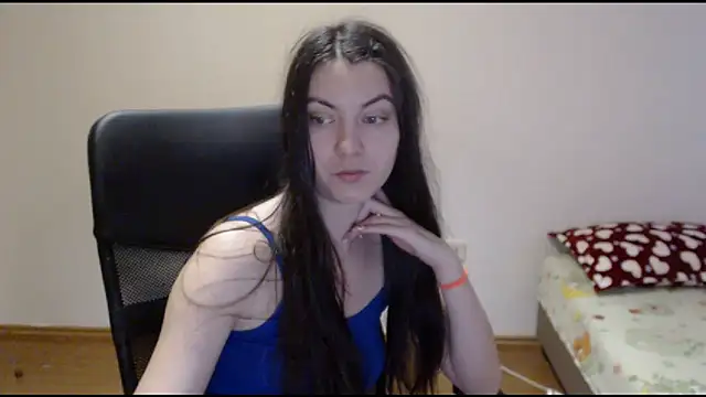 Snapshot of CuteJollie4U chatting on January 1, 2:31 pm CuteJollie4U online show from January 1, 2:31 pm