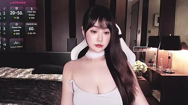 Cartier-  Daji- online show from April 23, 12:29 pm