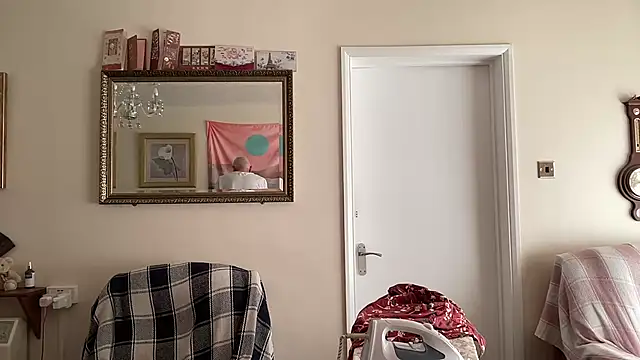 cutaboverest online show from September 30, 1:05 pm