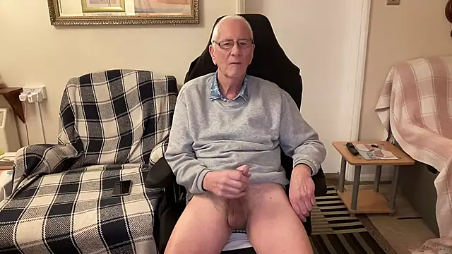 cutaboverest online show from November 18, 6:01 pm