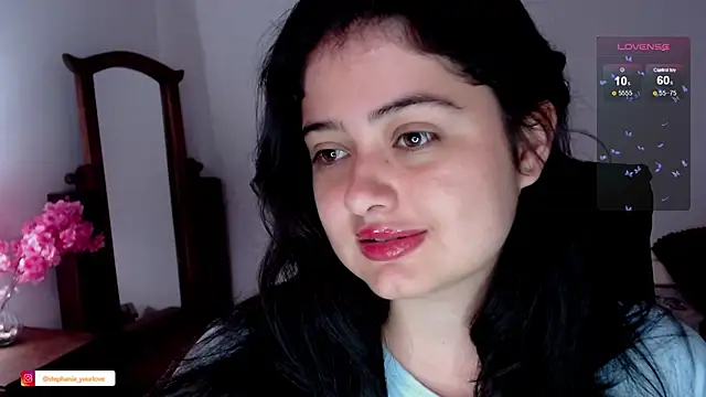 Stephania 18 online show from November 28, 2:53 pm