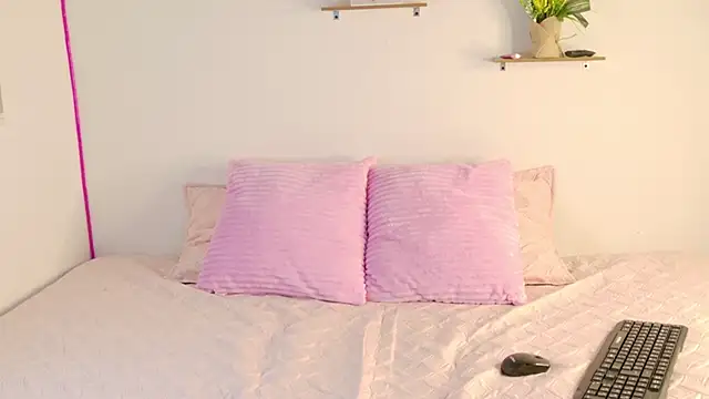 Snapshot of Atenea_Makri chatting on January 28, 11:50 pm Atenea Makri online show from January 28, 11:50 pm