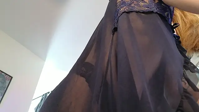 Snapshot of _eva_queen chatting on July 23, 11:30 am eva queen online show from July 23, 11:30 am
