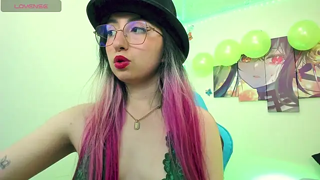 Julieta cott online show from March 17, 12:41 am