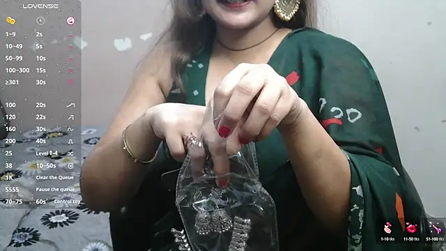 Snapshot of Jass-Karan chatting on February 11, 5:07 pm Jass-Karan online show from February 11, 5:07 pm