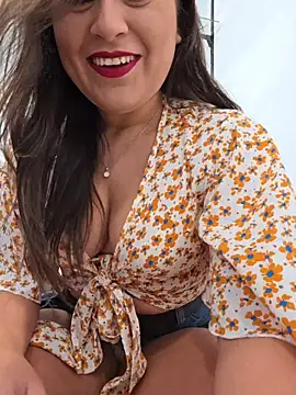 GatitaXD27 online show from December 1, 9:58 am