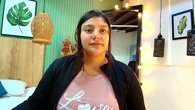 Snapshot of george_jonnes chatting on July 12, 9:44 am george jonnes online show from July 12, 9:44 am