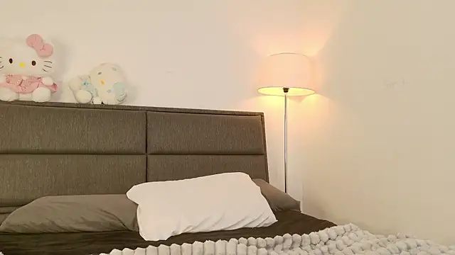 Snapshot of lady_ni_ chatting on June 4, 12:55 pm lady ni online show from June 4, 12:55 pm